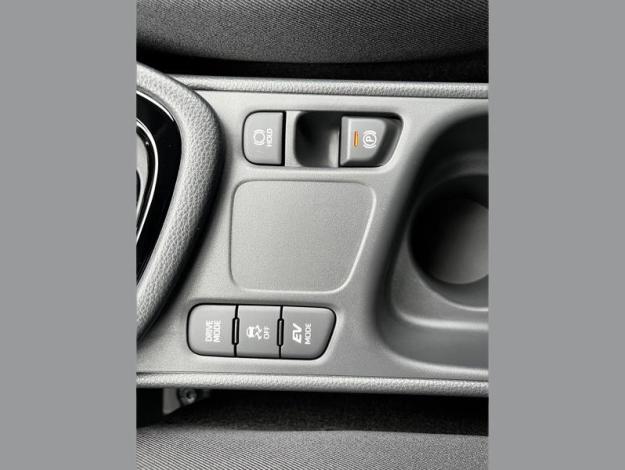 TOYOTA Yaris Hybride Hybride 116h Design  YARIS HYBRIDE 116H DESIGN