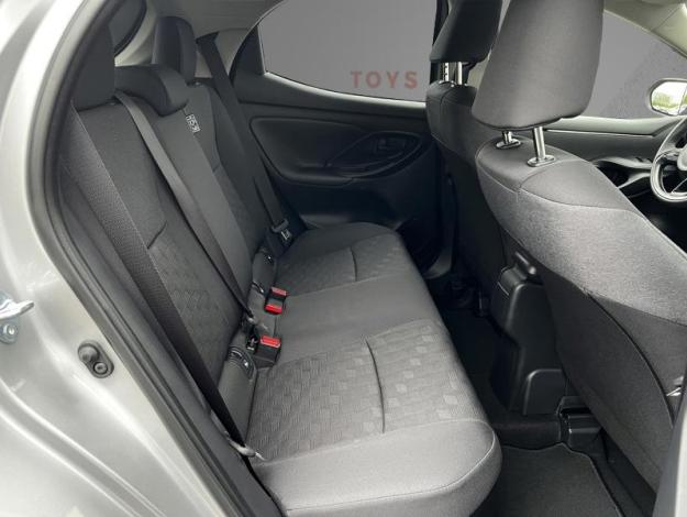 TOYOTA Yaris Hybride Hybride 116h Design  YARIS HYBRIDE 116H DESIGN