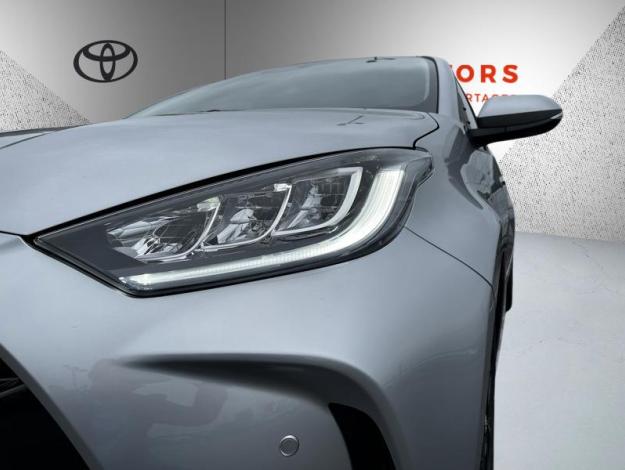 TOYOTA Yaris Hybride Hybride 116h Design  YARIS HYBRIDE 116H DESIGN
