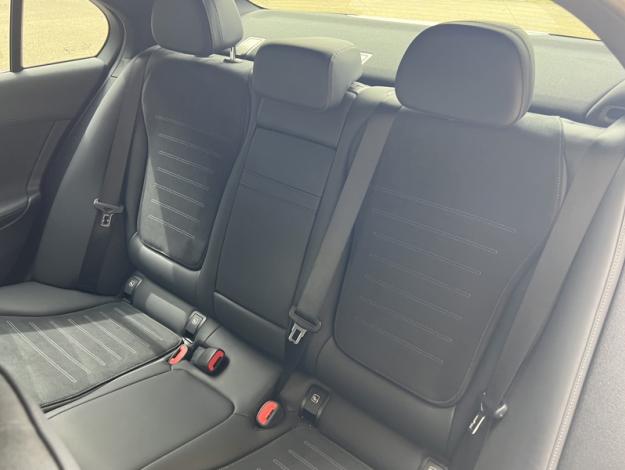 MERCEDES-BENZ Classe C Berline Classe C 300 e Hybrid EQ Berline AMG Line  