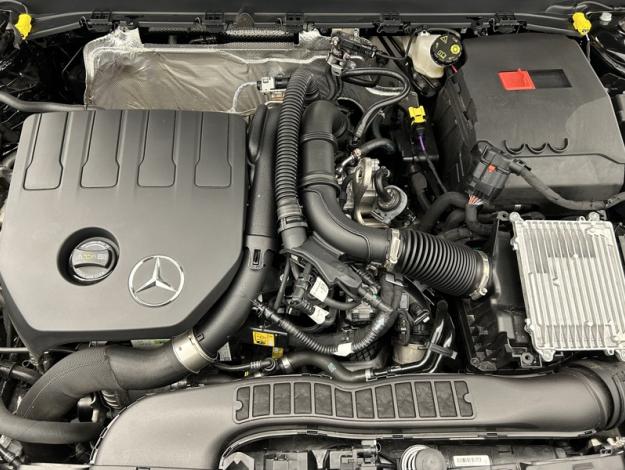 MERCEDES-BENZ Classe A 180 AMG Line  