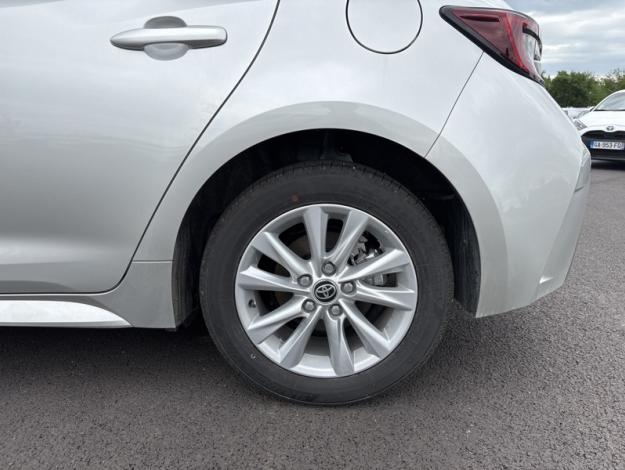 TOYOTA Corolla Hybride 1.8L 140h Dynamic  