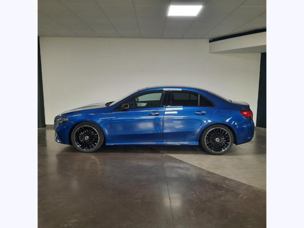 MERCEDES-BENZ Classe A 200 d Berline AMG Line  Classe A 200 d Berline AMG Line