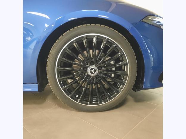 MERCEDES-BENZ Classe A 200 d Berline AMG Line  Classe A 200 d Berline AMG Line