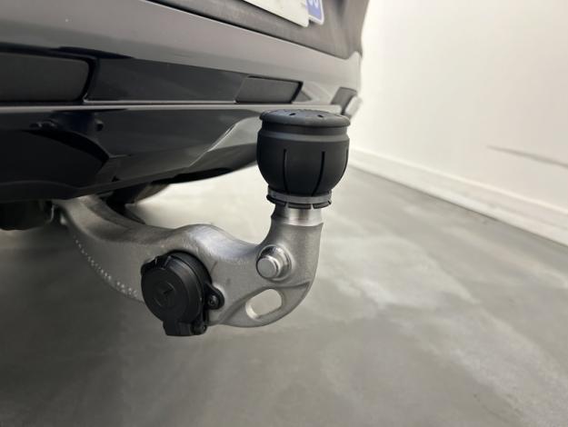 MERCEDES-BENZ GLC Coupé GLC 300 e Hybrid EQ 4MATIC Coupé AMG Line +  GLC 300 e Hybrid EQ 4MATIC Coupé AMG Line +