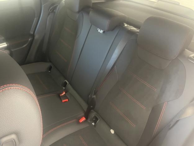 MERCEDES-BENZ GLA 200 d AMG Line  GLA 200 d AMG Line