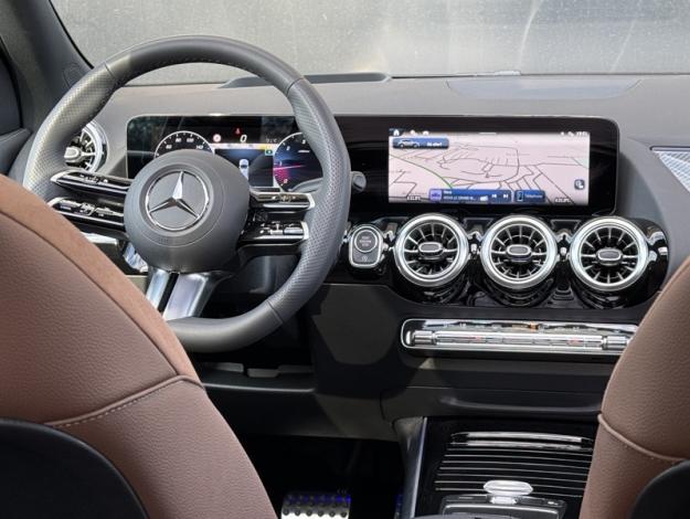 MERCEDES-BENZ GLA 200 d AMG Line AMG Line 