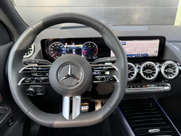 MERCEDES-BENZ GLA 200 d AMG Line AMG Line 