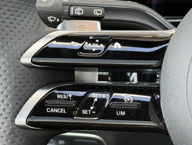 MERCEDES-BENZ GLA 200 d AMG Line AMG Line 