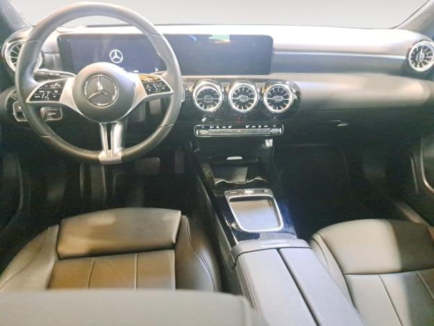 MERCEDES-BENZ A-Klasse A 180 d Luxury Line