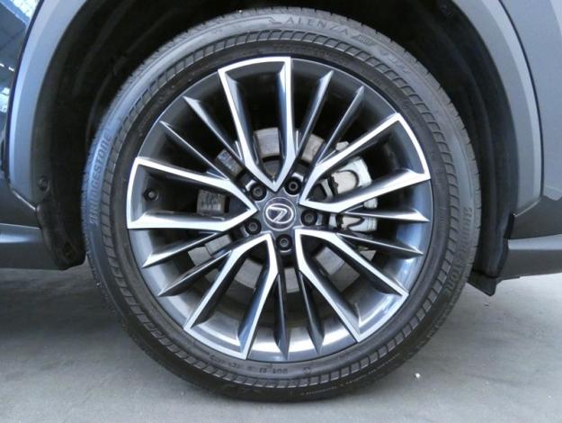 LEXUS NX 450H+ 4WD Executive  