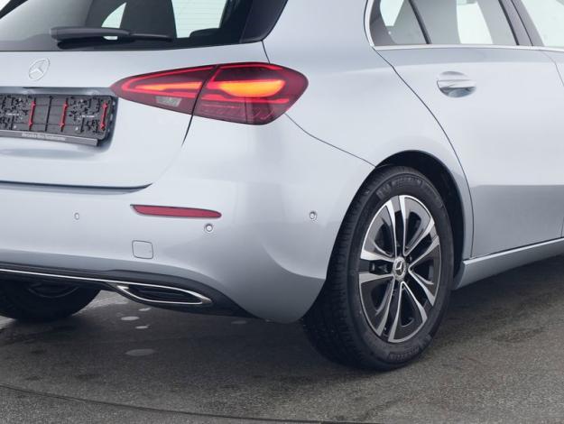 MERCEDES-BENZ A-Klasse A 180