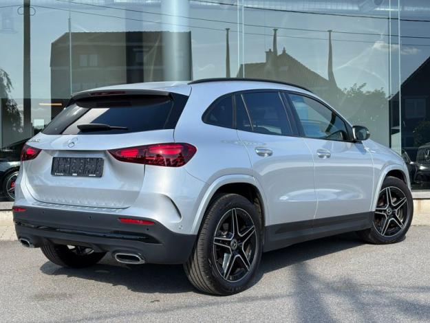 MERCEDES-BENZ GLA-Klasse GLA 200
