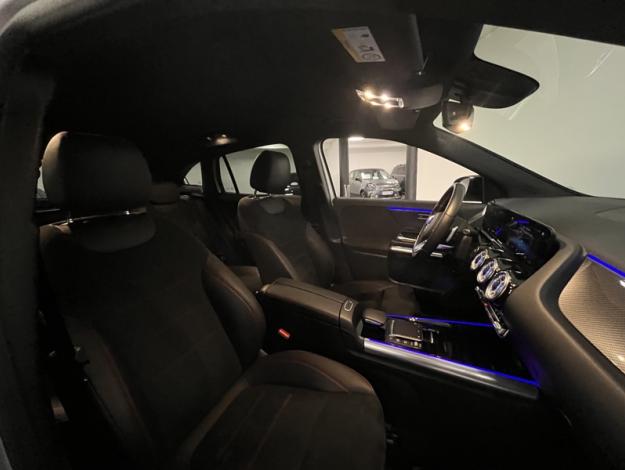 MERCEDES-BENZ GLA 250 e AMG Line  