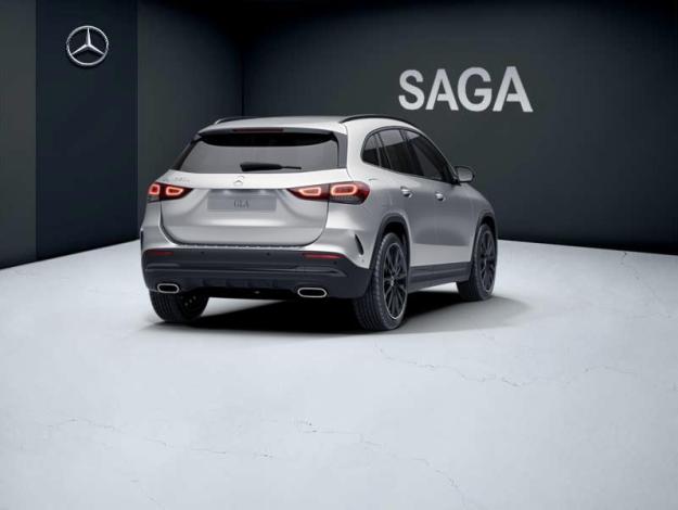 MERCEDES-BENZ GLA 250 e AMG Line  