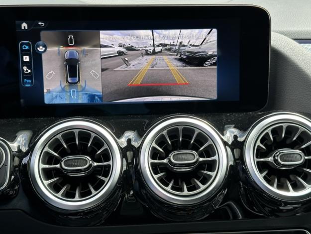 MERCEDES-BENZ GLA GLA 200 d AMG Line  GLA 200 d AMG Line