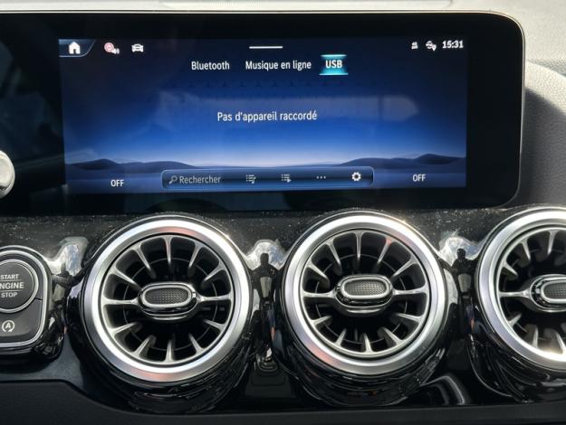 MERCEDES-BENZ GLA GLA 200 d AMG Line  GLA 200 d AMG Line