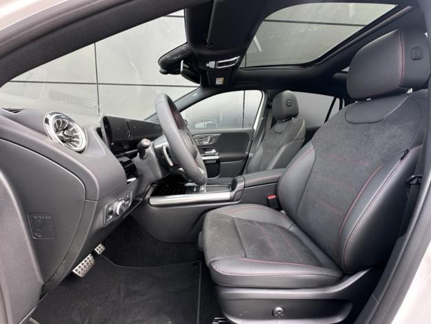 MERCEDES-BENZ GLA GLA 200 d AMG Line  GLA 200 d AMG Line