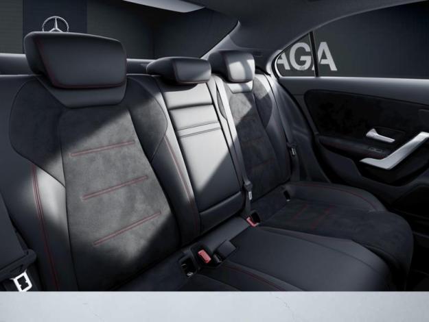 MERCEDES-BENZ Classe A 200 d Berline AMG Line  Classe A 200 d Berline AMG Line