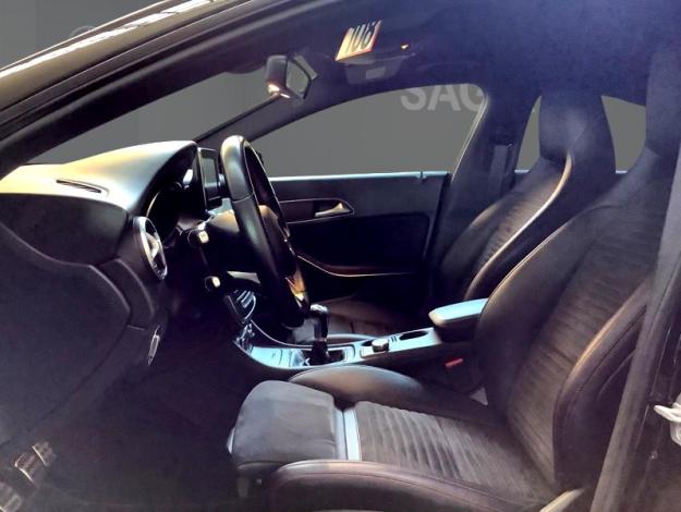 MERCEDES-BENZ CLA 180 d  Edition  