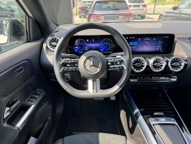 MERCEDES-BENZ EQA 300 4MATIC AMG Line  
