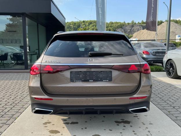 MERCEDES-BENZ Classe E 300 de Break AMG Line Hyperscreen Burmester TOE 