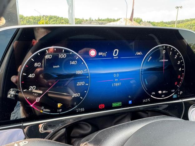 MERCEDES-BENZ Classe E 300 de Break AMG Line Hyperscreen Burmester TOE 