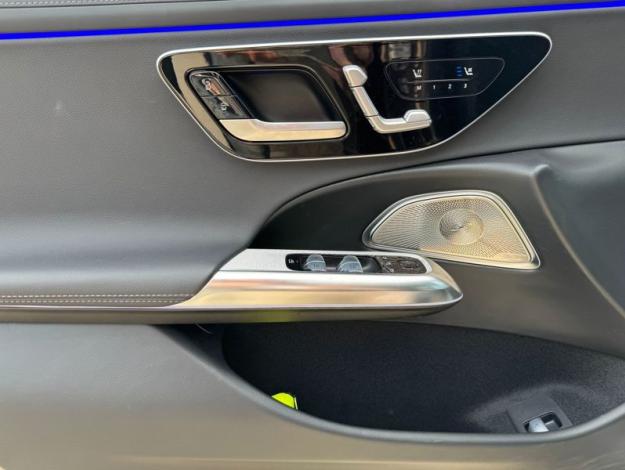 MERCEDES-BENZ Classe E 300 de Break AMG Line Hyperscreen Burmester TOE 