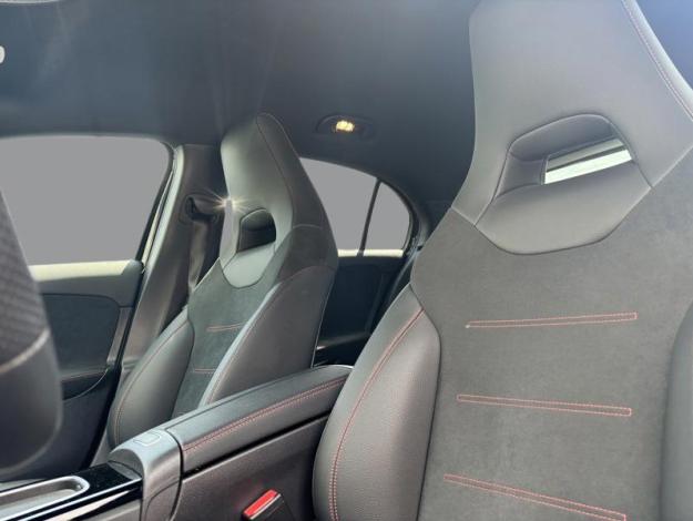 MERCEDES-BENZ Classe A A 180 Compacte  