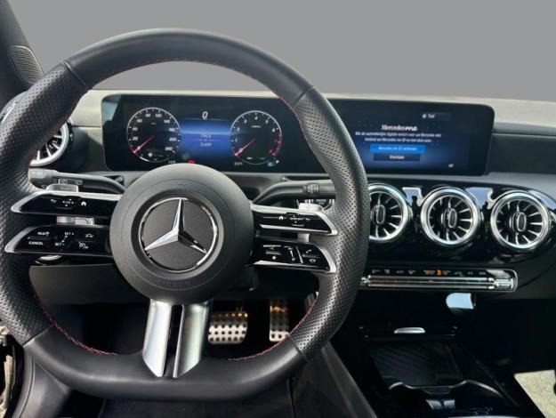 MERCEDES-BENZ Classe A A 180 Compacte  