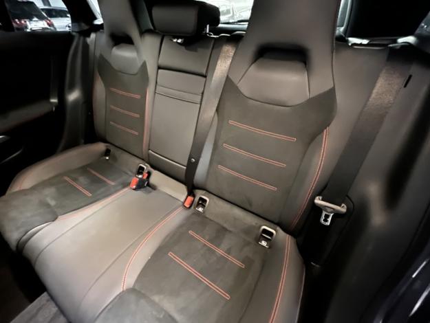 MERCEDES-BENZ CLA Shooting Brake CLA 200 d Shooting Brake AMG Line AMG Line CLA 200 d Shooting Brake AMG Line
