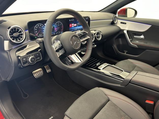MERCEDES-BENZ Classe A 200 d AMG Line  Classe A 200 d AMG Line