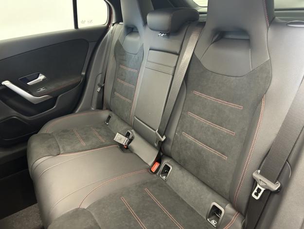 MERCEDES-BENZ Classe A 200 d AMG Line  Classe A 200 d AMG Line