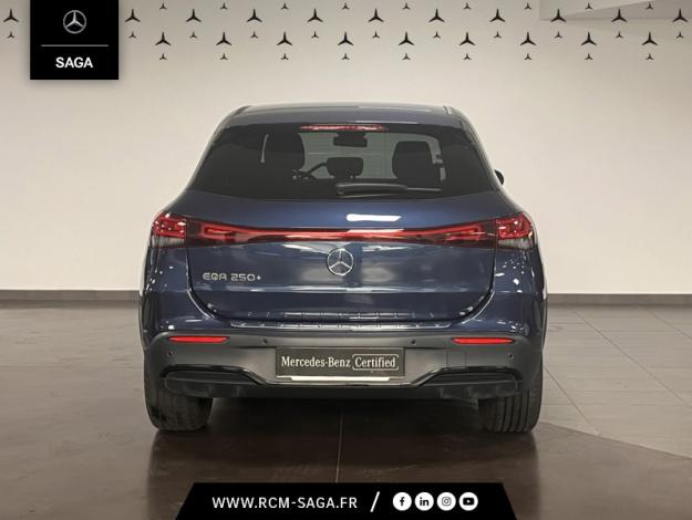MERCEDES-BENZ EQA 250+ AMG Line  
