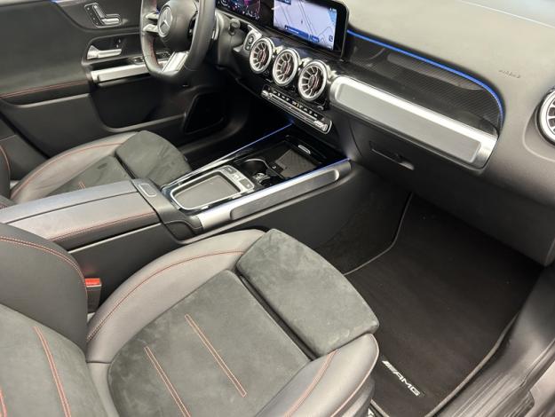 MERCEDES-BENZ GLB 200 d AMG Line  