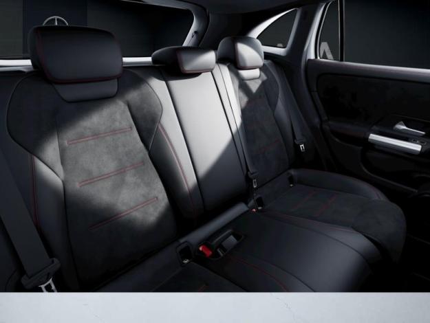 MERCEDES-BENZ GLA 250 e Hybrid EQ AMG Line  