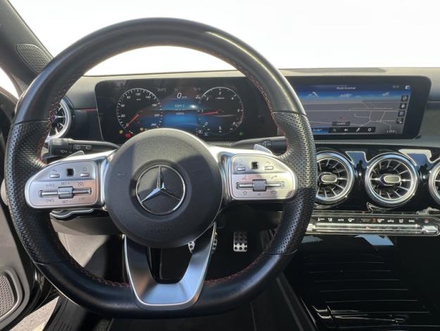 MERCEDES-BENZ Classe A 200 d AMG Line  