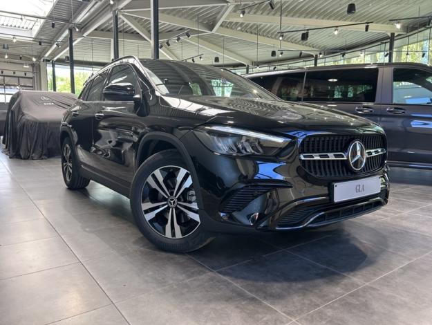 MERCEDES-BENZ GLA-Klasse GLA 180 d Luxury Line