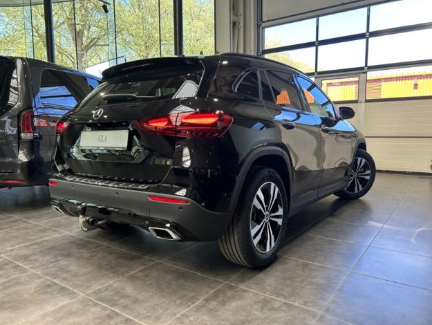 MERCEDES-BENZ GLA-Klasse GLA 180 d Luxury Line