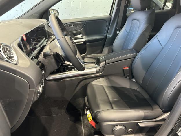 MERCEDES-BENZ GLA-Klasse GLA 180 d Luxury Line