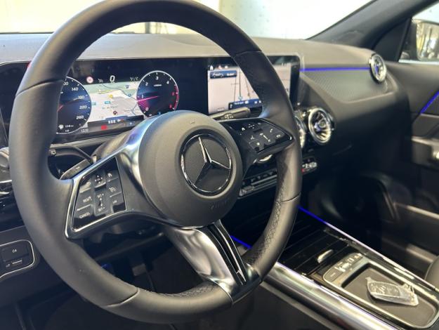 MERCEDES-BENZ GLA-Klasse GLA 180 d Luxury Line
