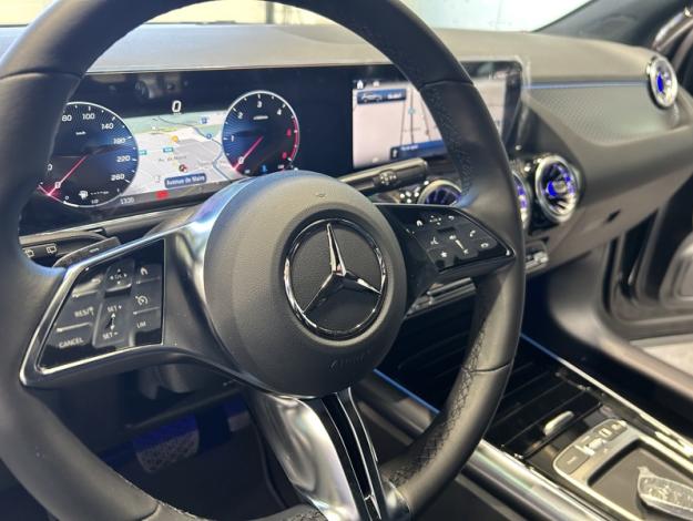 MERCEDES-BENZ GLA-Klasse GLA 180 d Luxury Line
