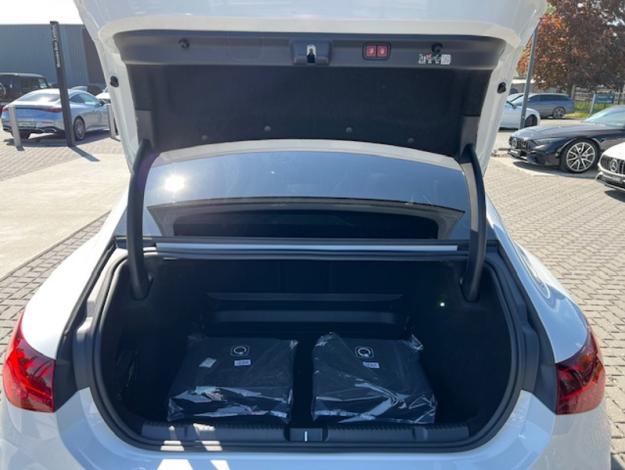 MERCEDES-BENZ EQE 350 AMG LINE 1000km Démo - SAGA Huy (+32 85 23 69 00) 