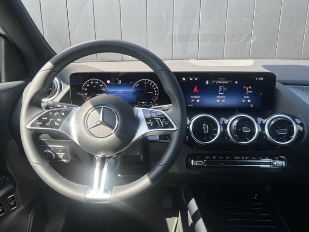 MERCEDES-BENZ GLA 250 e Hybrid EQ Business Line  GLA 250 e Hybrid EQ Business Line