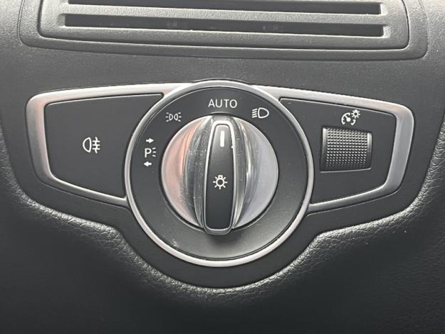 MERCEDES-BENZ GLC SUV GLC 220 d 4MATIC SUV AMG Line Launch Edition  Classe GLC SUV/253 GLC 220 d 4MATIC SUV AMG Line Launch Edition