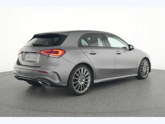 MERCEDES-BENZ A 180 d AMG Pack Night Toit Pano  