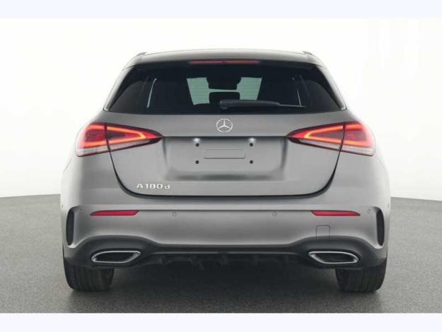 MERCEDES-BENZ A 180 d AMG Pack Night Toit Pano  