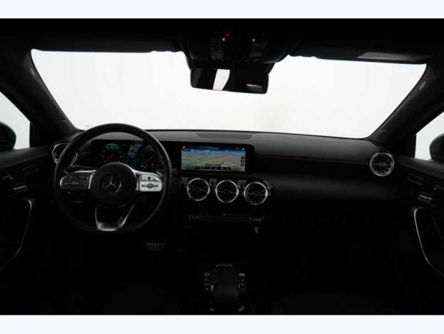 MERCEDES-BENZ A A 180 d