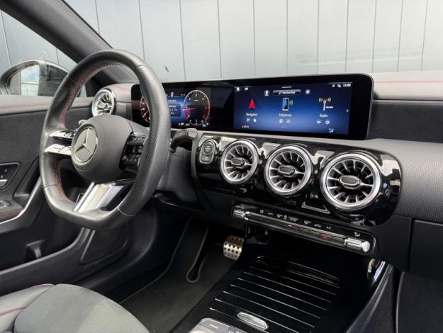 MERCEDES-BENZ CLA Shooting Brake CLA 200 d Shooting Brake AMG Line  CLA 200 d Shooting Brake AMG Line