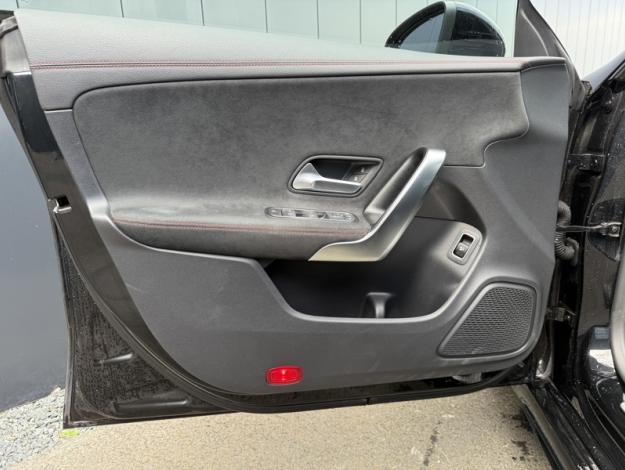 MERCEDES-BENZ CLA Shooting Brake CLA 200 d Shooting Brake AMG Line  CLA 200 d Shooting Brake AMG Line